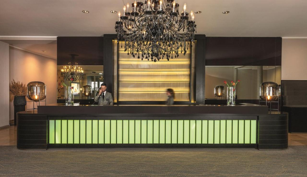 Hotel Maximilian’s Augsburg Exterior foto The hotel's lobby